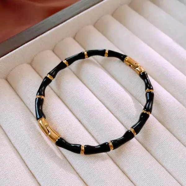 PVD Coated Real Gold Plated 18K Gold Solid Color 304 Stainless Steel Simple Style Classic Style Waterproof Non Tarnish 304 Stainless Steel Bangle