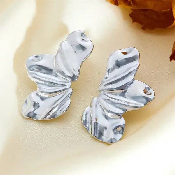 201 Stainless Steel 304 Stainless Steel Flower Petal Electroplating Stone-Free Imitation Gold Sweet Flowers Ear Studs