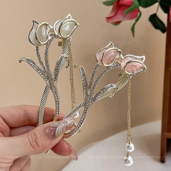 oly-89b6693f805168ea4b601e53b4e85e16 Wholesale Advanced Cat's Eye Stone Tulip Tassel Hairpin Women's Back of Head Twist Clip Frog Buckle Headess