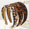 oly-89d2d550118dc97cbe4fd66566777920 Wholesale Retro leopard print textured headband, printed velvet wide-brimmed Hong Kong style hair accessory.