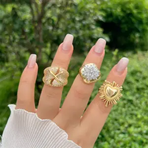 Wholesale Rack Plated Long-Lasting 18K Gold Geometric Heart Shape Copper Basic Retro Classic Style Open Rings