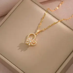 X3730 Rotating Love Necklace