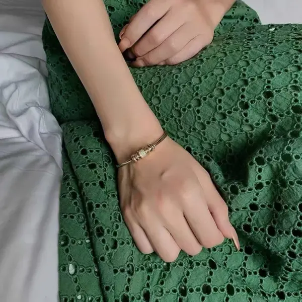 Wholesale 1 Piece Fashion Copper Plating Inlay Zircon Bangle