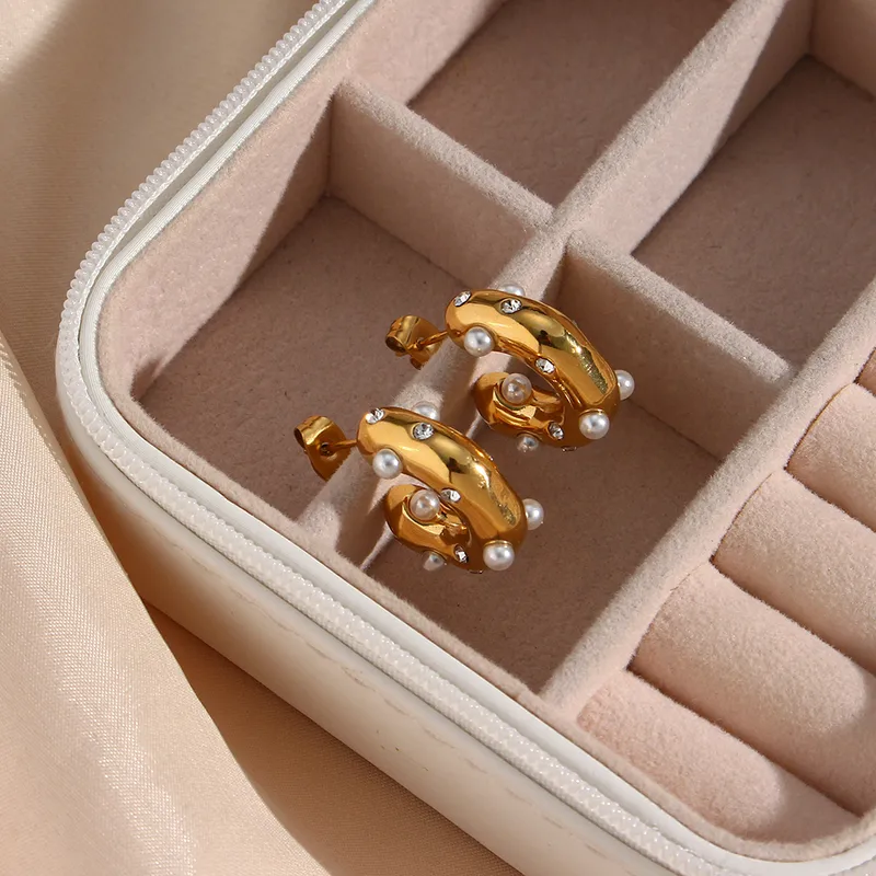 Wholesale Fashion C Shape Gold Plated 304 Stainless Steel Pearl 18K Gold Plated Ear Studs