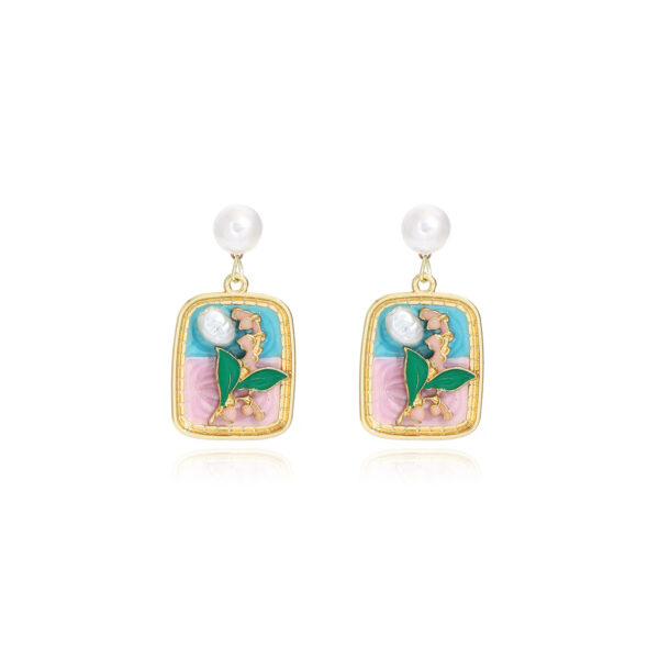 Wholesale French-Style Mori Monet Garden Light Luxury High-End Earrings for Women, Elegant and Sweet Fresh Floral Shell Holiday Earrings