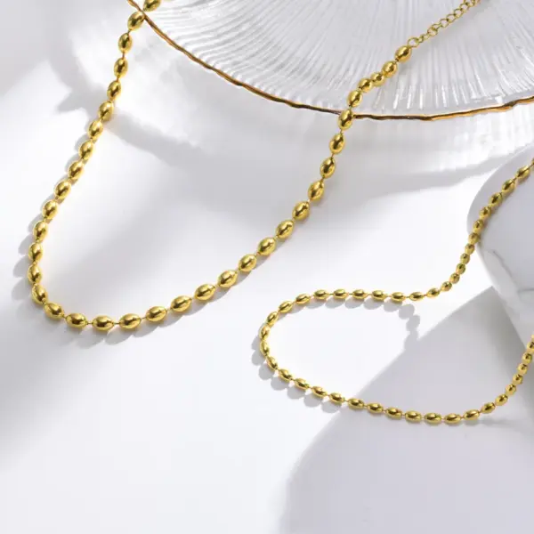 Wholesale PVD Coated Real Gold Plated Solid Color 201 Stainless Steel IG Style Simple Style Waterproof Non Tarnish 201 Stainless Steel Necklace