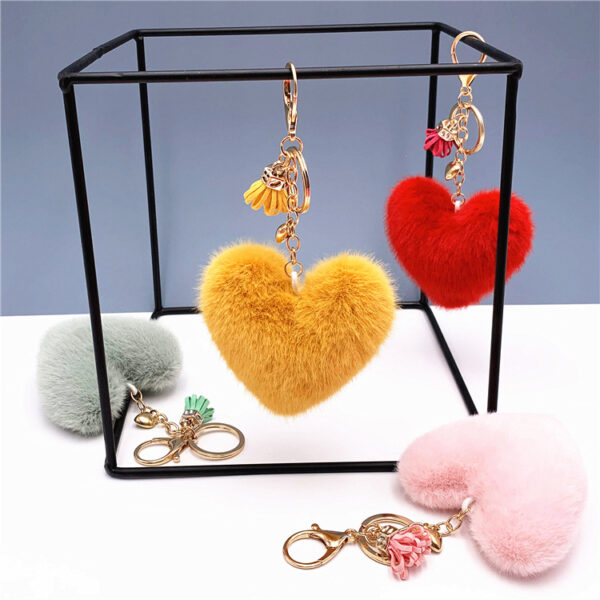 Wholesale Tassel Peach Heart Keychain Cute Bag Pendant Heart-Shaped Plush Car Key Chain Ring Pendant Creative Small Gift