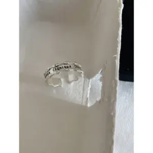 JZ1064 / Adjustable Opening