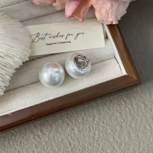 3875-2.0cm Triangle Ear Clip Style