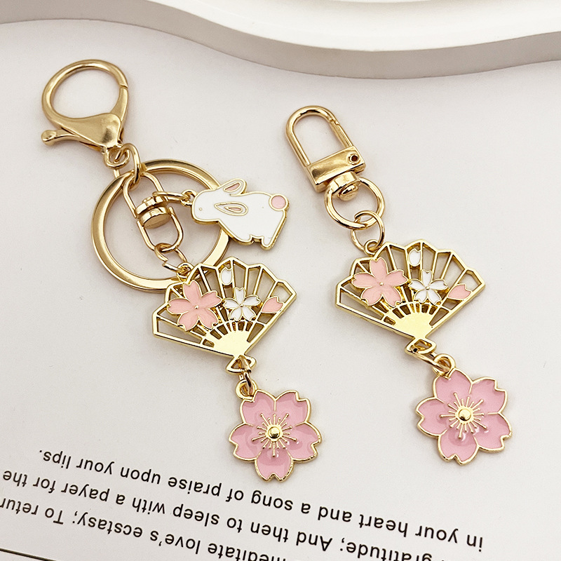 Wholesale Cute and Sweet Cherry Blossom Fan Keychain Girl's Best Friend Fresh Key Ring Bag Pendant Aessories Gift