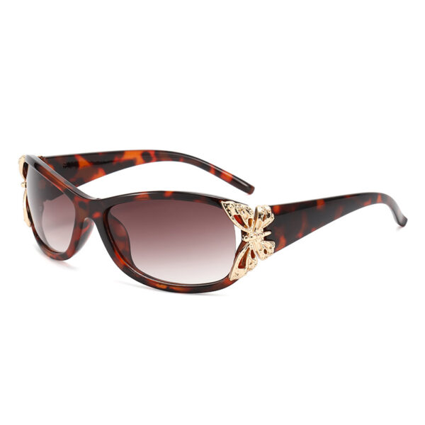 Wholesale 2024 European and American Cross-Border New Butterfly Decorative Sunglasses, Fashionable and Versatile, Personalized Glasses, High-End Sunglasses for Women, Trendy