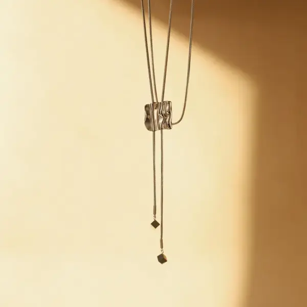 Wholesale Geometric Pleated Square Push-Pull Necklace Irregular Multi-Party Fortune Autumn/Winter Sweater Chain Vintage Heart Shape Vacuum Plating 18K Real Gold 304 Stainless Steel Inlaid Gold Inlaid