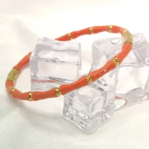 Dripping Orange / One Size