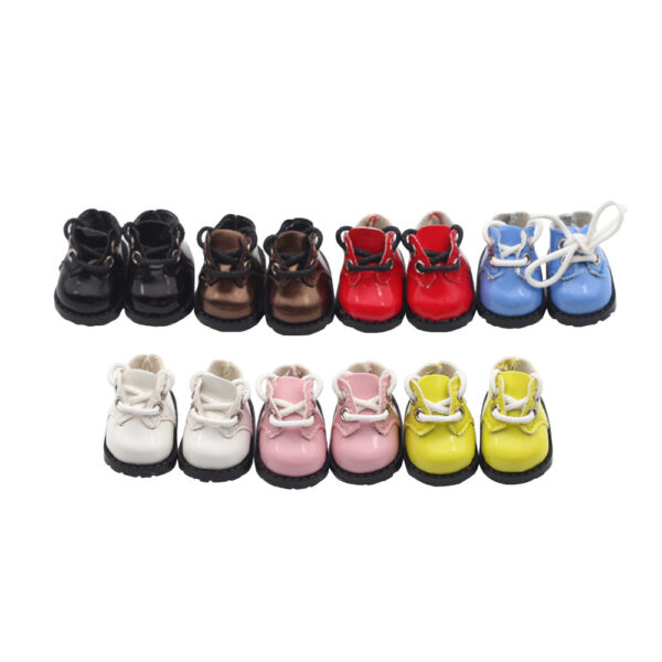 Wholesale labubu cloth cloth 10cm cotton doll bright leather round head strap suit shoes finger shoes 3.8*2.3cm