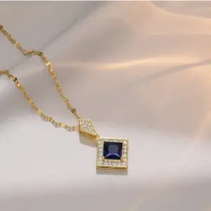 X1713 Zircon Necklace