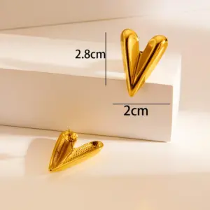 Three-Dimensional Love-Gold