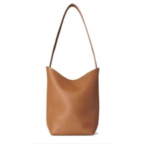 Brown medium