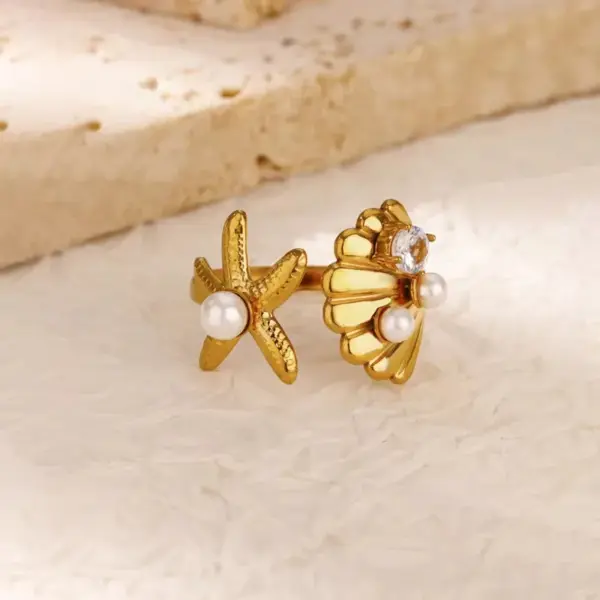 Wholesale PVD Coated Real Gold Plated Starfish Shell 304 Stainless Steel Elegant Lady Waterproof Non Tarnish Open Rings