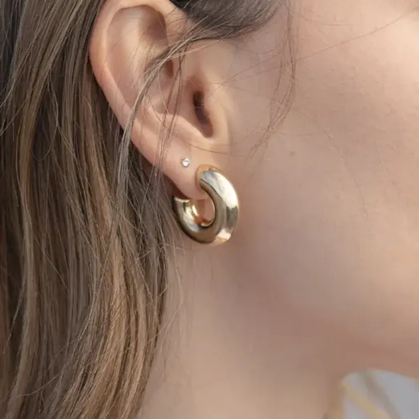 Wholesale PVD Coated 18K Gold Real Gold Plated Solid Color Stainless Steel Simple Style Waterproof Non Tarnish Earrings
