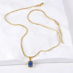22C10120-Blue Diamond 45 5cm