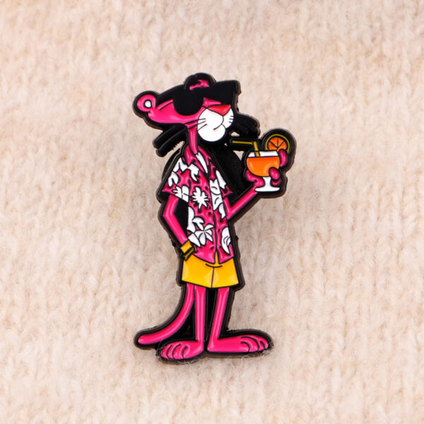 oly-8b36a1b2ea4a1c834372465f91296167 Wholesale Pink Cartoon Brooch Metal Badge Accessories