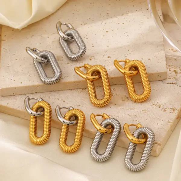 Wholesale 304 Stainless Steel Oval PVD Coated 18K Gold Plated Simple Style Waterproof Non Tarnish Gold Steel Color Drop Earrings