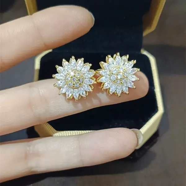 Wholesale Titanium Steel Simple Style Fashion Plating Flowers Flower Zircon Necklace