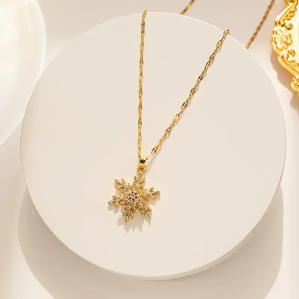 PVD Coated Real Gold Plated Snowflake Stainless Steel Simple Style Waterproof Non Tarnish Titanium Steel Pendant Necklace