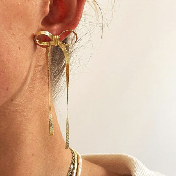 Wholesale Cross-border new fashion simple temperament long bow tassel earrings niche exaggerated personality earrings wholesale women