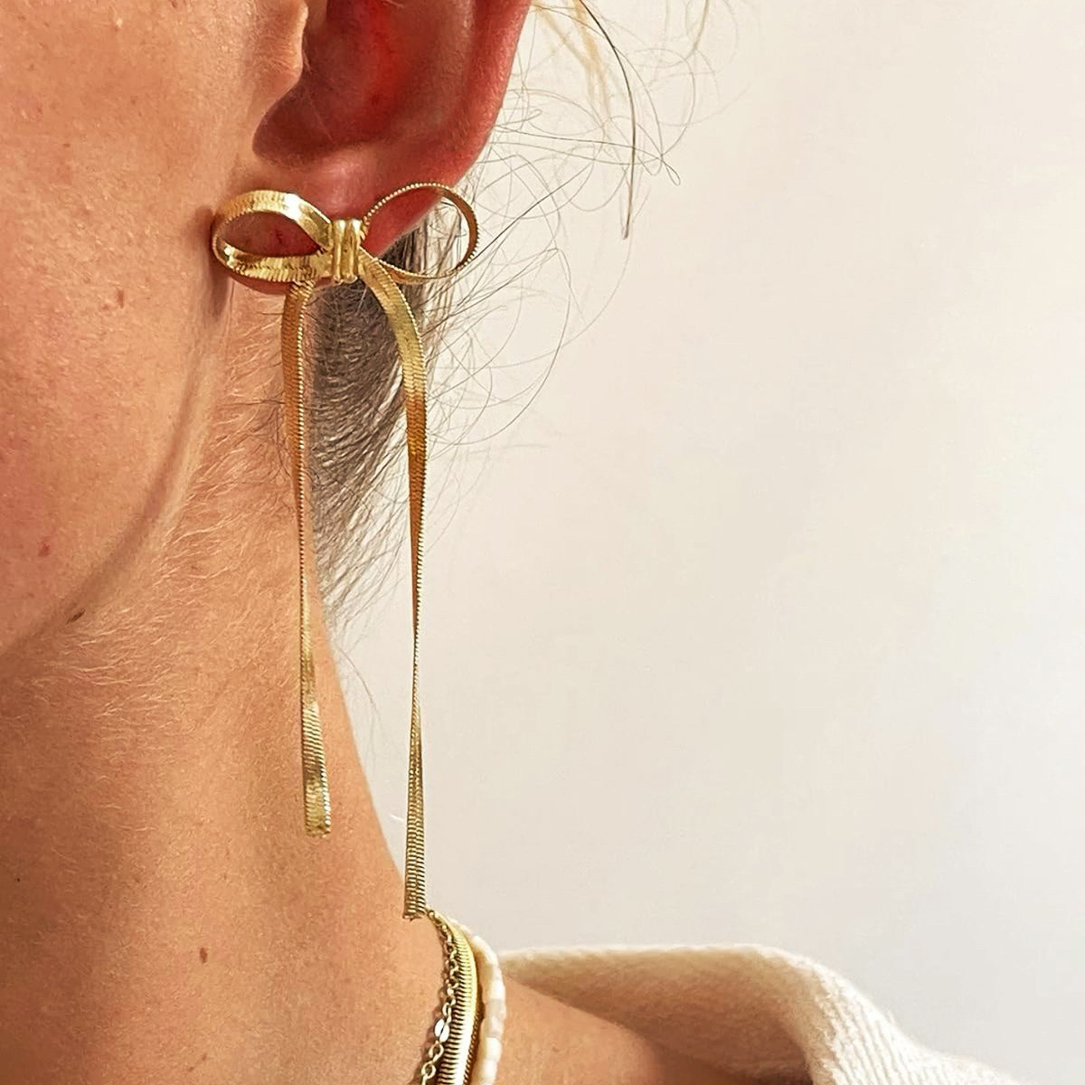 Wholesale Cross-border new fashion simple temperament long bow tassel earrings niche exaerated personality earrings wholesale women