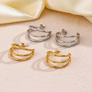 Wholesale 1 Pair Classic Style Geometric Plating 304 Stainless Steel 18K Gold Plated Earrings