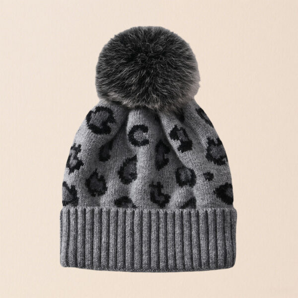Wholesale Autumn/Winter Leopard Print Jacquard Pom-Pom Knitted Hat for Children