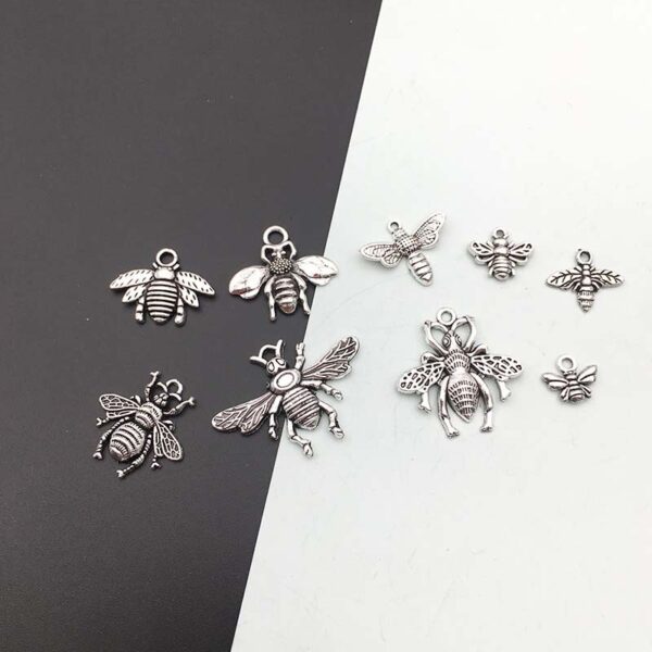 oly-8bd7ef8dce5af3df8bac2415edf3c4e1 Wholesale DIY Retro Alloy Xizang Silver Bee Pendant Pendant Necklace Bracelet Accessories Jewelry Set Cartoon Accessories