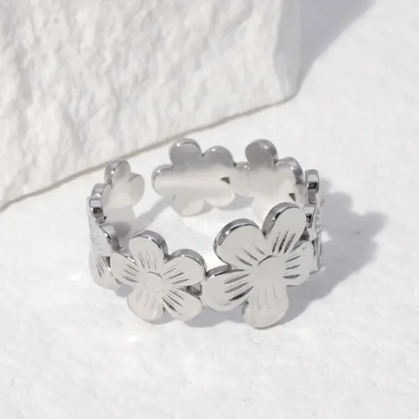 Wholesale Jewelry Sweet Flower 304 Stainless Steel 18K Gold Plated Plating Stainless Steel Rings