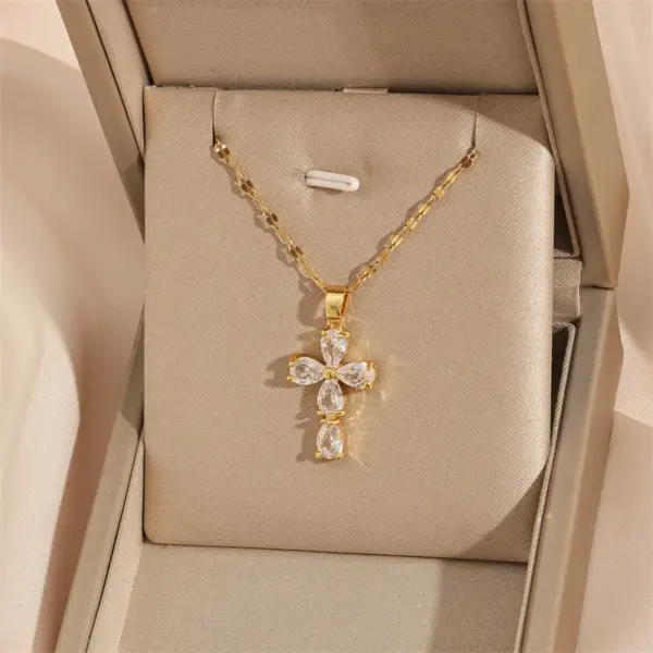 Wholesale 201 Stainless Steel Brass 18K Gold Plated Simple Style Classic Style Plating Inlay Cross Flower Planet Zircon Pendant Necklace