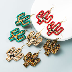 Wholesale retro leather exaerated earrings with crystal leopard print leather cactus earrings independent station