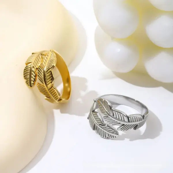 Wholesale Fashionable Titanium Steel Open Ring For Women Geometric Pattern Irregular Plasma Vacuum Furnace Gold Plated Bangle Jewelry