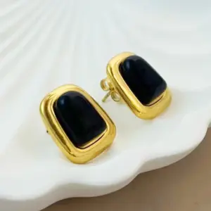 Gold / Average Size / Style 9