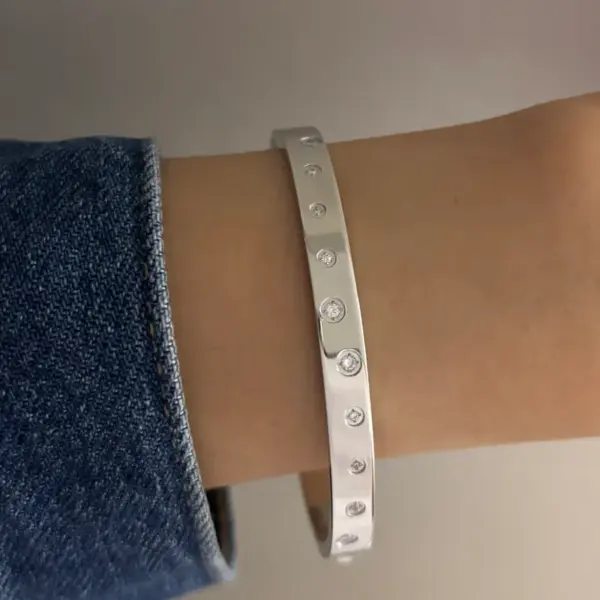 PVD Coated Real Gold Plated 16K Gold White Gold Plated Geometric 304 Stainless Steel Lady Romantic Waterproof Non Tarnish 304 Stainless Steel Bracelets Bangle