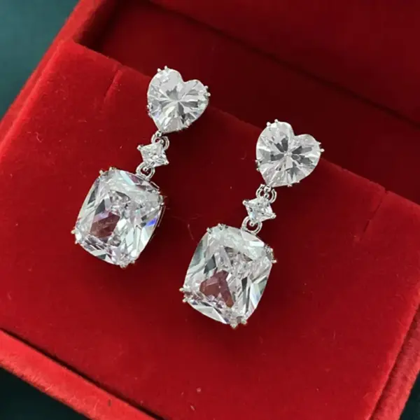Wholesale Flash Diamond Pink Yellow White Heart Shaped Copper Inlaid Zircon Earrings