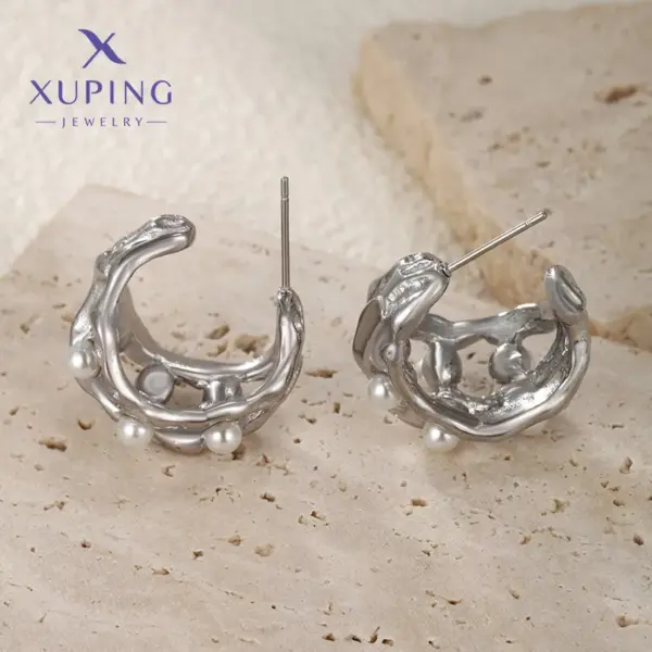 Wholesale 1 Pair Elegant Vintage Style XUPING Geometric Hollow Out Inlay 304 Stainless Steel Artificial Pearls 18K Gold Plated Raw Steel Ear Studs