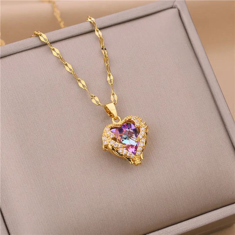 Wholesale PVD Coated Real Gold Plated Heart Shape Stainless Steel Luxurious Waterproof Non Tarnish Pendant Necklace