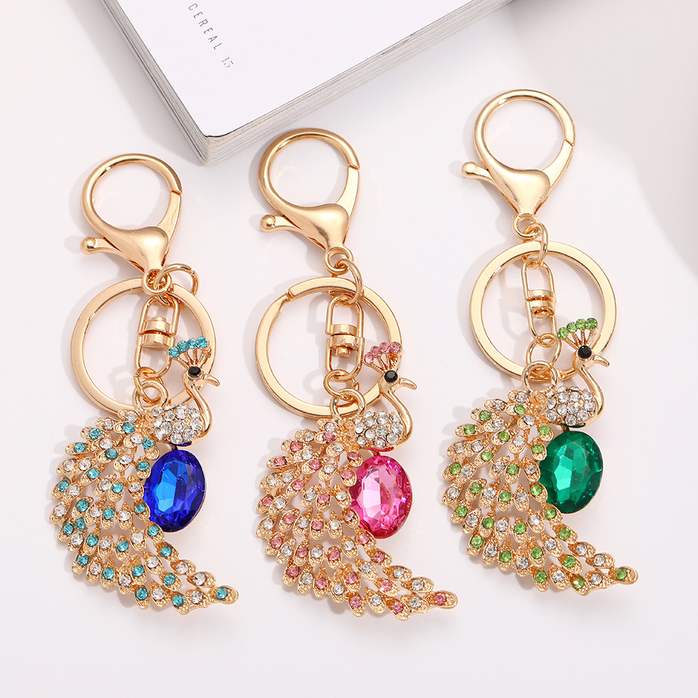 Wholesale Cross-Border Diamond-Encrusted Peacock Keychain Alloy Light Luxury Keychain Fashion Pendant Bag Car Chain Key Aessory