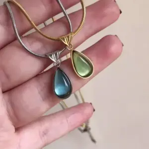 Wholesale Jewelry Chinoiserie Geometric Titanium Steel Glass Inlay Pendant Necklace