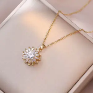 X317 Zircon Sunflower Rotating Necklace