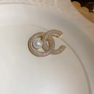 23# Brooch-Gold (Real Gold Plating)