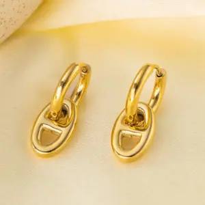 【XKE0386】Pig Nose Earrings / Gold