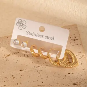 Love Earrings Set 1138