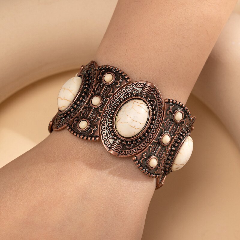 Wholesale Europe and the United States cross-border new retro personality Bohemian national wind pine stone bracelet men's and women's bracelet jewelr