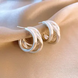 79# Silver Needle-Silver-Round